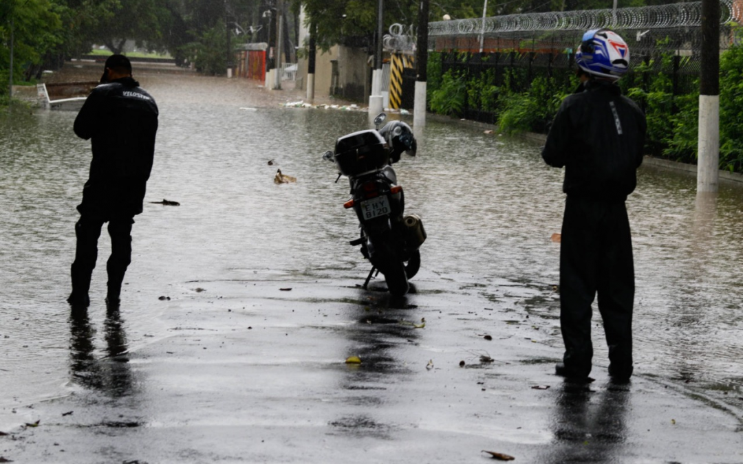 Alagamentos em São Paulo coloca a capital em estado de atenção